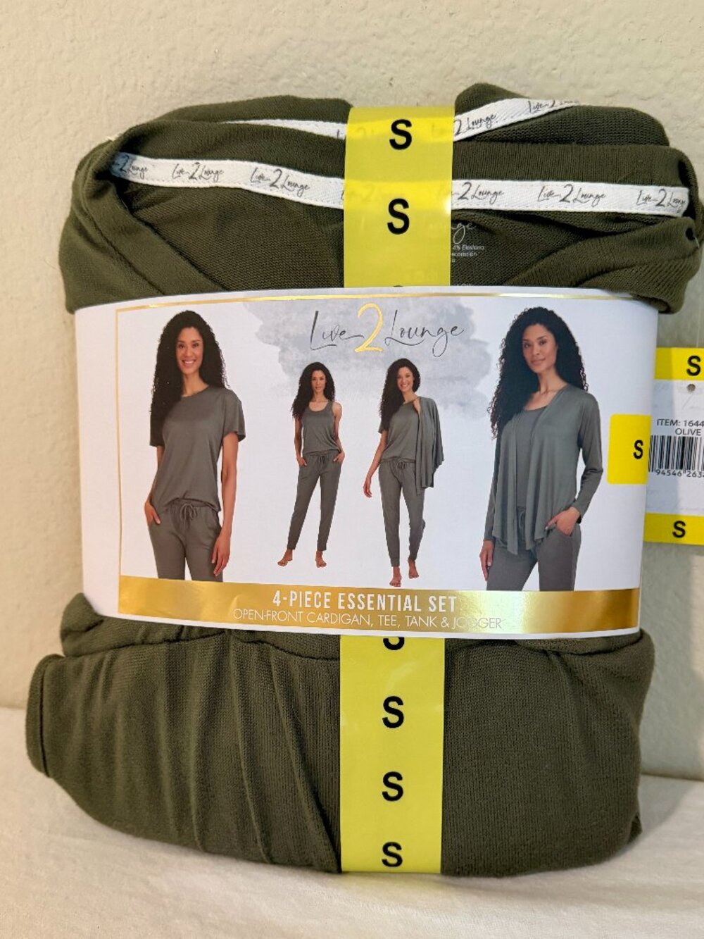 Live 2 Lounge Women's Cozy Pajamas Loungewear 4 Piece Set Size S Olive Green NEW